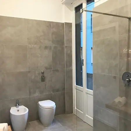 Apartment Porta Venezia 1 *