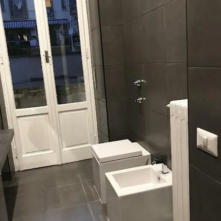 Apartment Porta Venezia 1 *